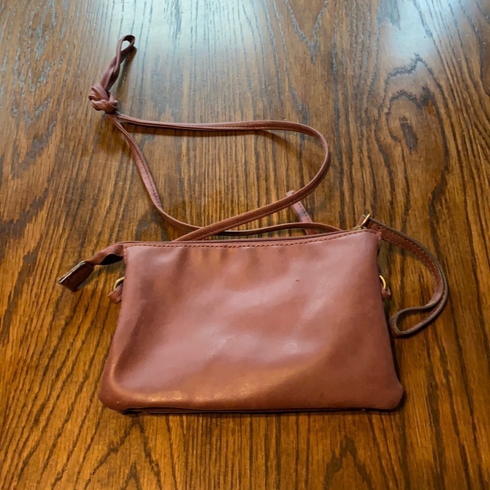 5/$20 Cute reddish purse with long strap